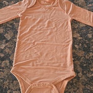 Kyte BABY Apricot Long Sleeve Bodysuit